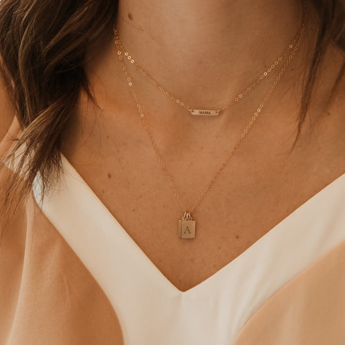 Oak and Luna Gold Say My Name Necklace Minimalist Personalized Custom Names Pendant  Jewelry for Her Mom Mother's Day Gift - Etsy | Jewelry for her, Name  necklace, Custom name necklace